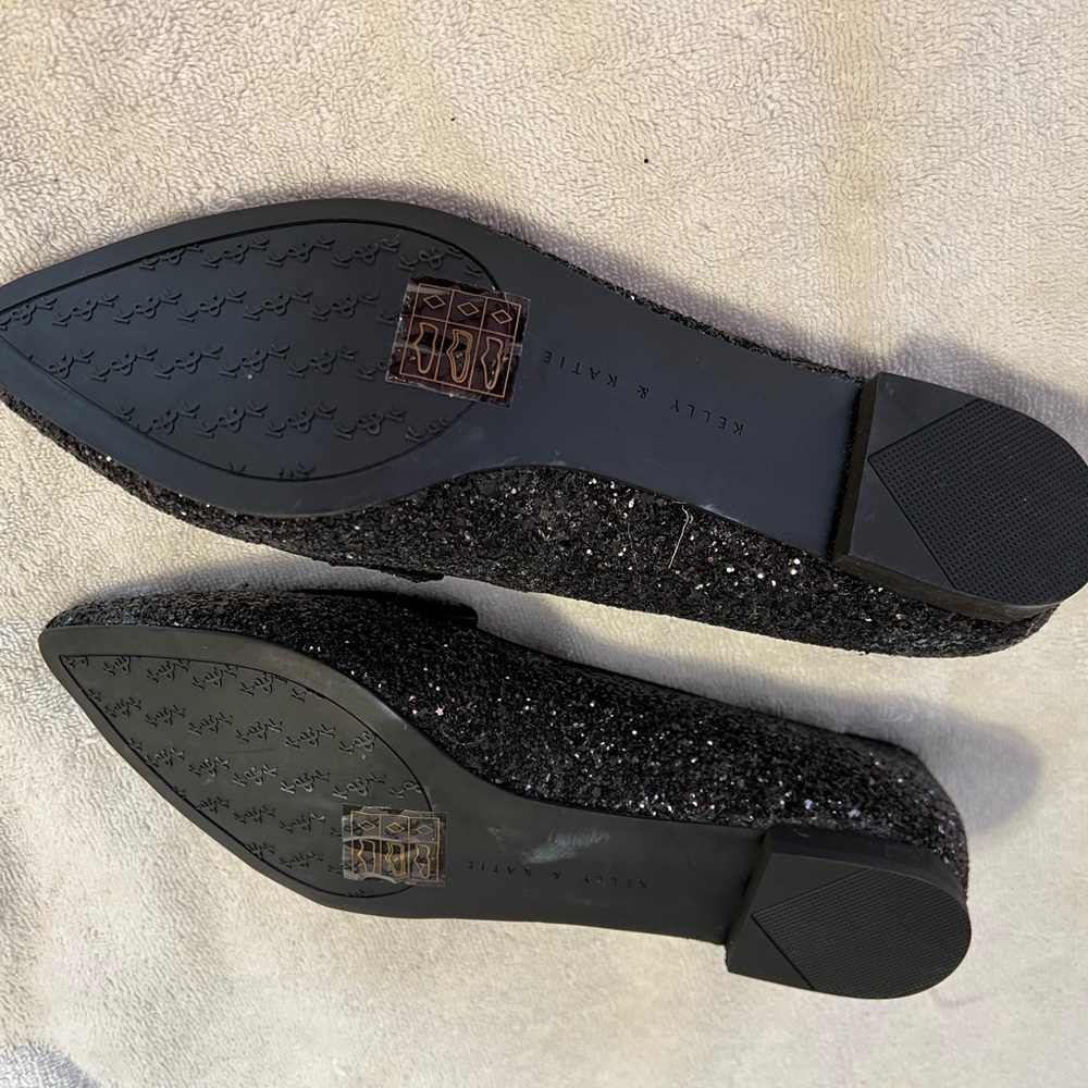 New Kelly & Katie black sparkle flats - Picture 3 of 4